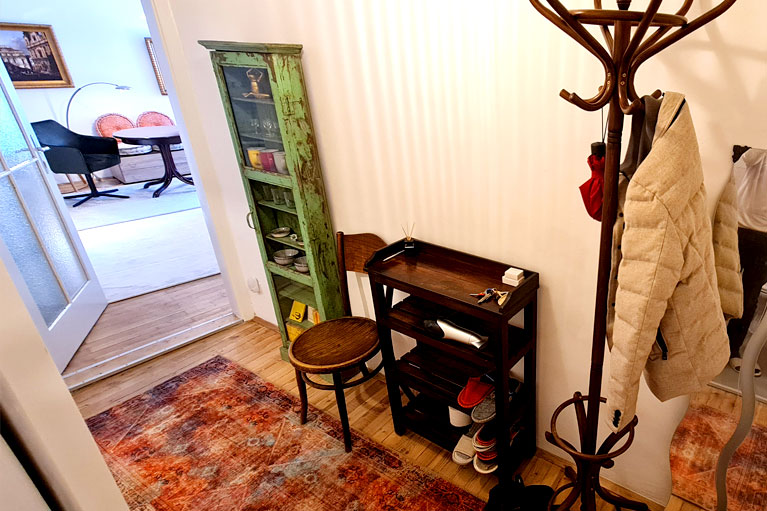 Blick ins Wohnzimmer