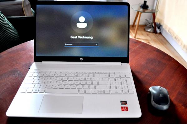 Laptop
